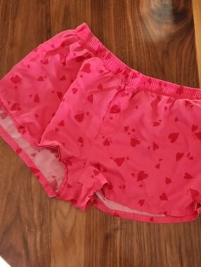 PINK Victoria's Secret Hot Pink Heart-Print Sleep Shorts